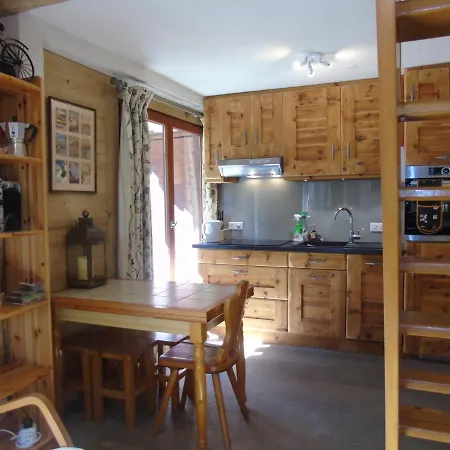 Cosy Avec Garage Prive - 5 Personnes A - Fr-1-198-121 Apartman Châtel
